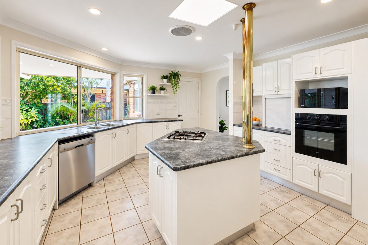 9 Corella Ct, Tewantin