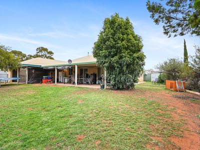 23 Hefron Circle, Somerville