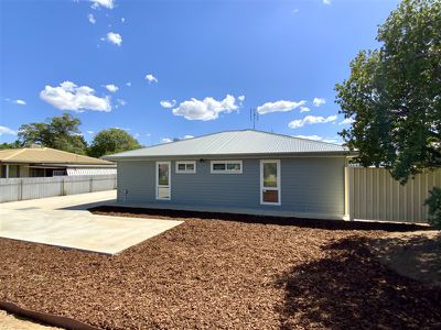 11 Black Street, Forbes