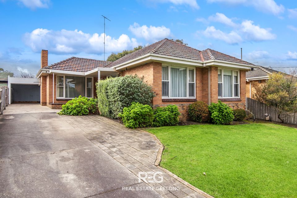 24 Cambra Road, Belmont