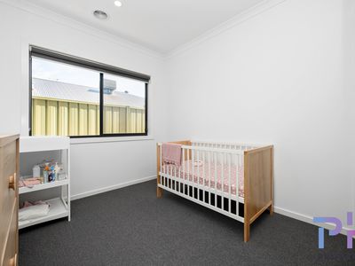 6 Willowbank Court, Epsom