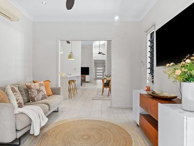 3  Eleanor Close, Mooroobool
