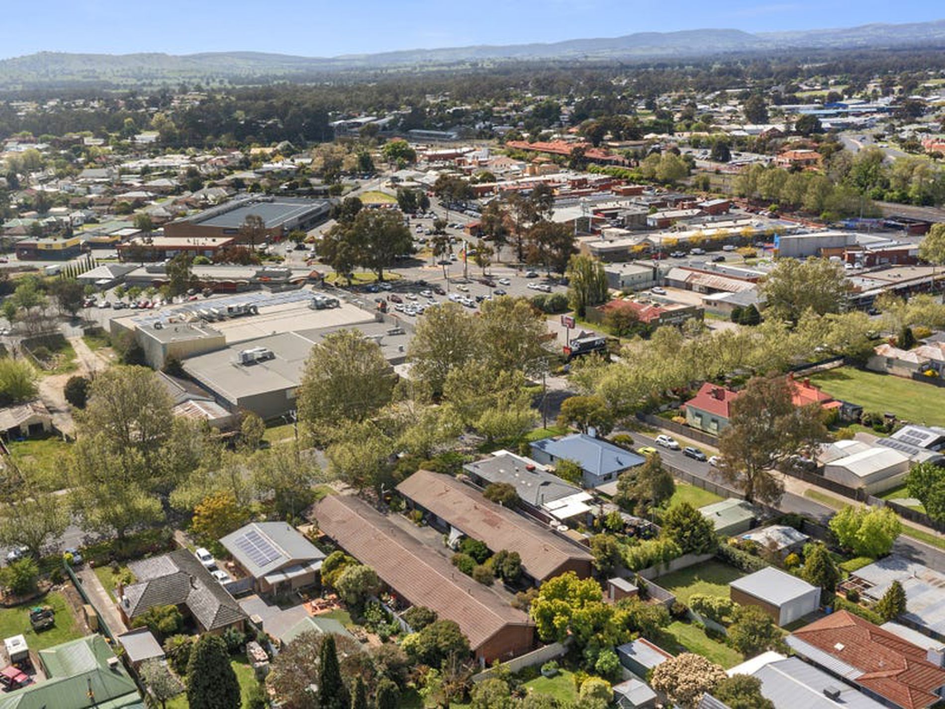 23 Tallarook St, Seymour