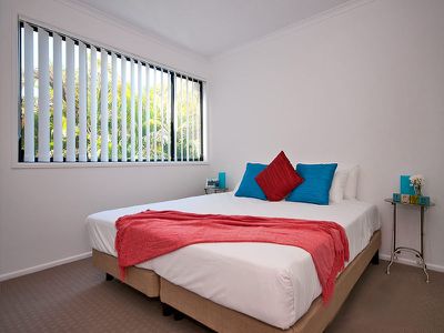 2 / 31 Second Avenue, Broadbeach