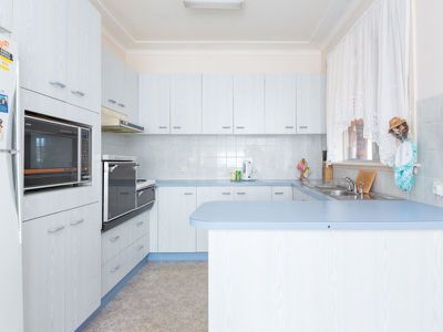 2 Craig Crescent, Dapto