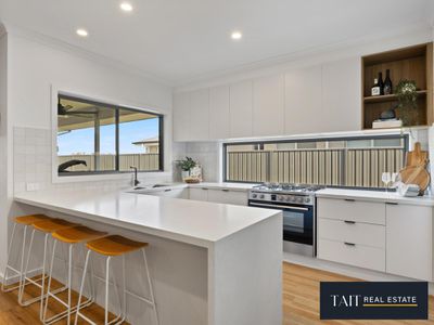 24 Blackwood Crescent, Yarrawonga