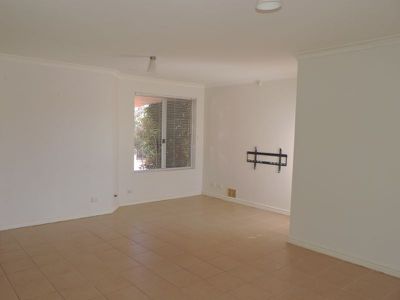 1 / 106 Royal Street, Tuart Hill