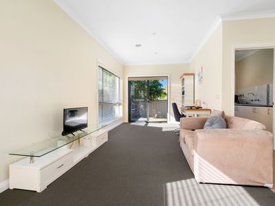 2 / 60 Mitchell Street, Wodonga