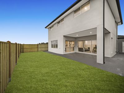 27 Verdigris Avenue, Clyde