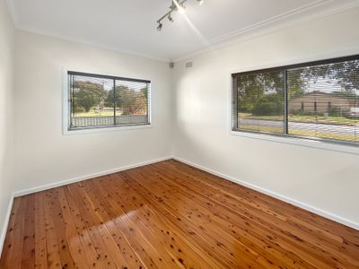16 Corbett Avenue, Dubbo