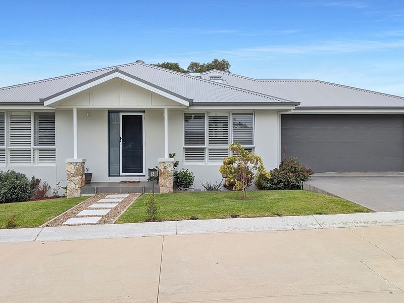 6 Yellowfin Close, Narooma