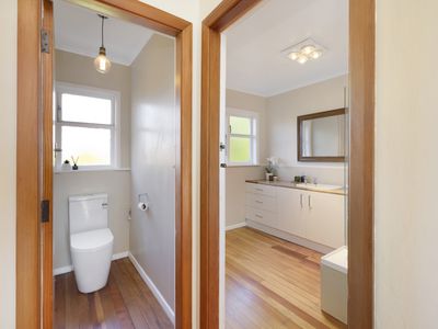 9 Woodstock Terrace, Tawa