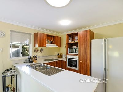 53 Jindabyne Cct, Forest Lake