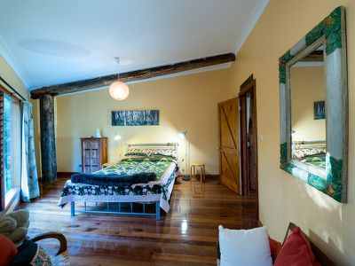 486 Davis Road, Jiggi