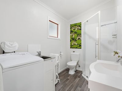 9 Glovers Road, Deep Bay