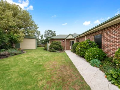 24 Woodburne Drive, Sale