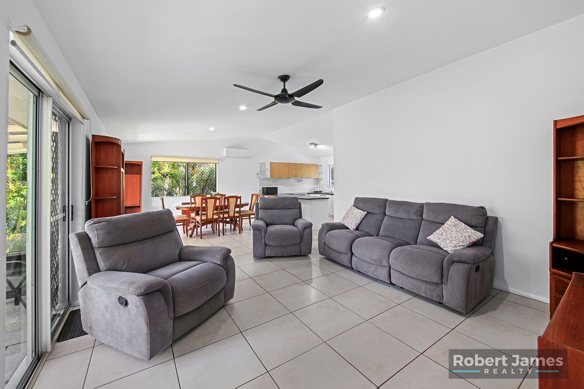 121 Outlook Drive, Tewantin