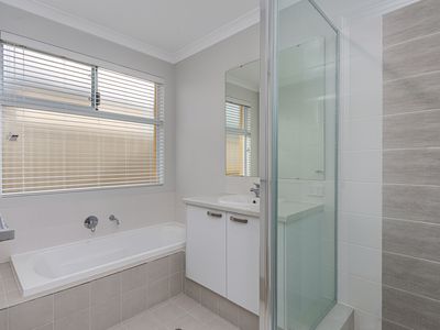 47 Explorer Street, Yanchep