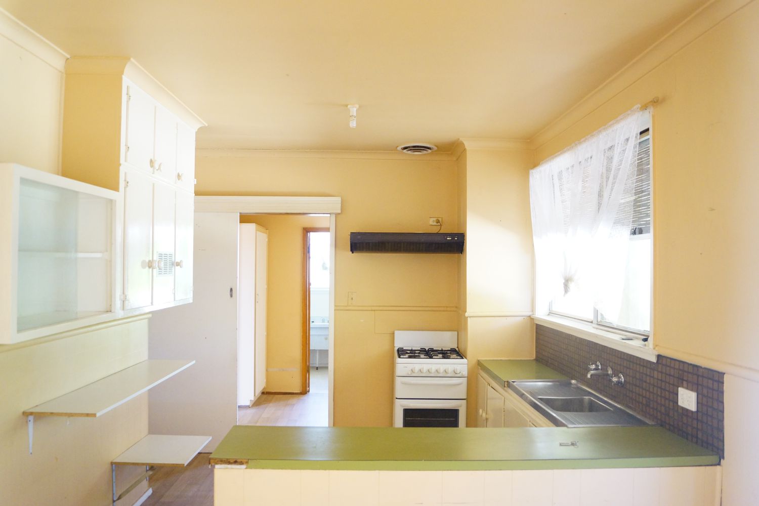 16 Watts Street, Horsham