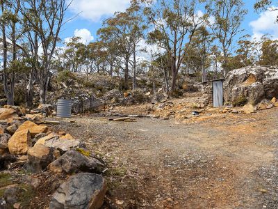4 Little Dog Court, Miena