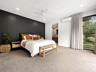 133 Kingfisher Crescent, Palmview