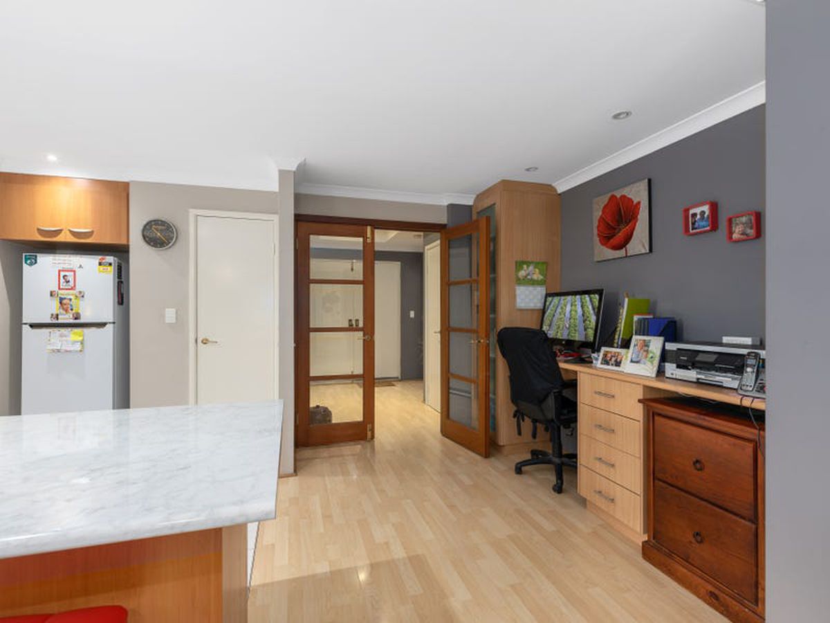 28 Rosewood Lane, Thornlie