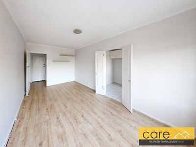 10 / 2 Grandview Grove, Carnegie