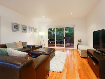 7 Fairsea Grove, Rye