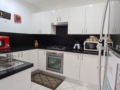 42 Kenneth Crescent, Dean Park