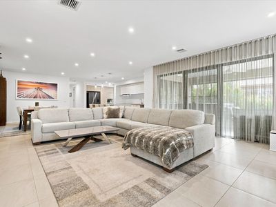 2A UPTON STREET, Altona