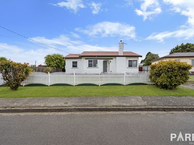 15 Cook Crescent, Mayfield