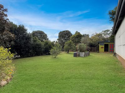 4 BEATRICE STREET, Atherton