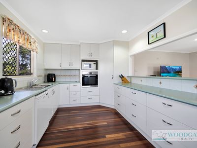 101 Esplanade, Woodgate