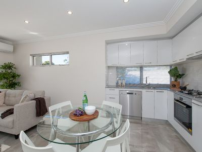 *4/57 Coode Street, Bayswater