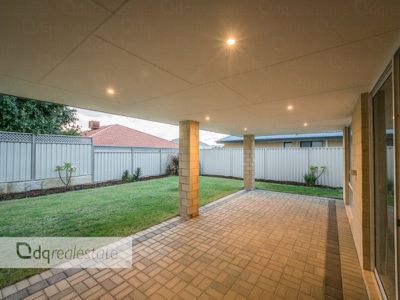 18 Liriope Parkway, Sinagra