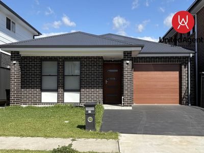 11 Cloud Street, Austral