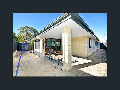 4 Minikin Drive, Aveley