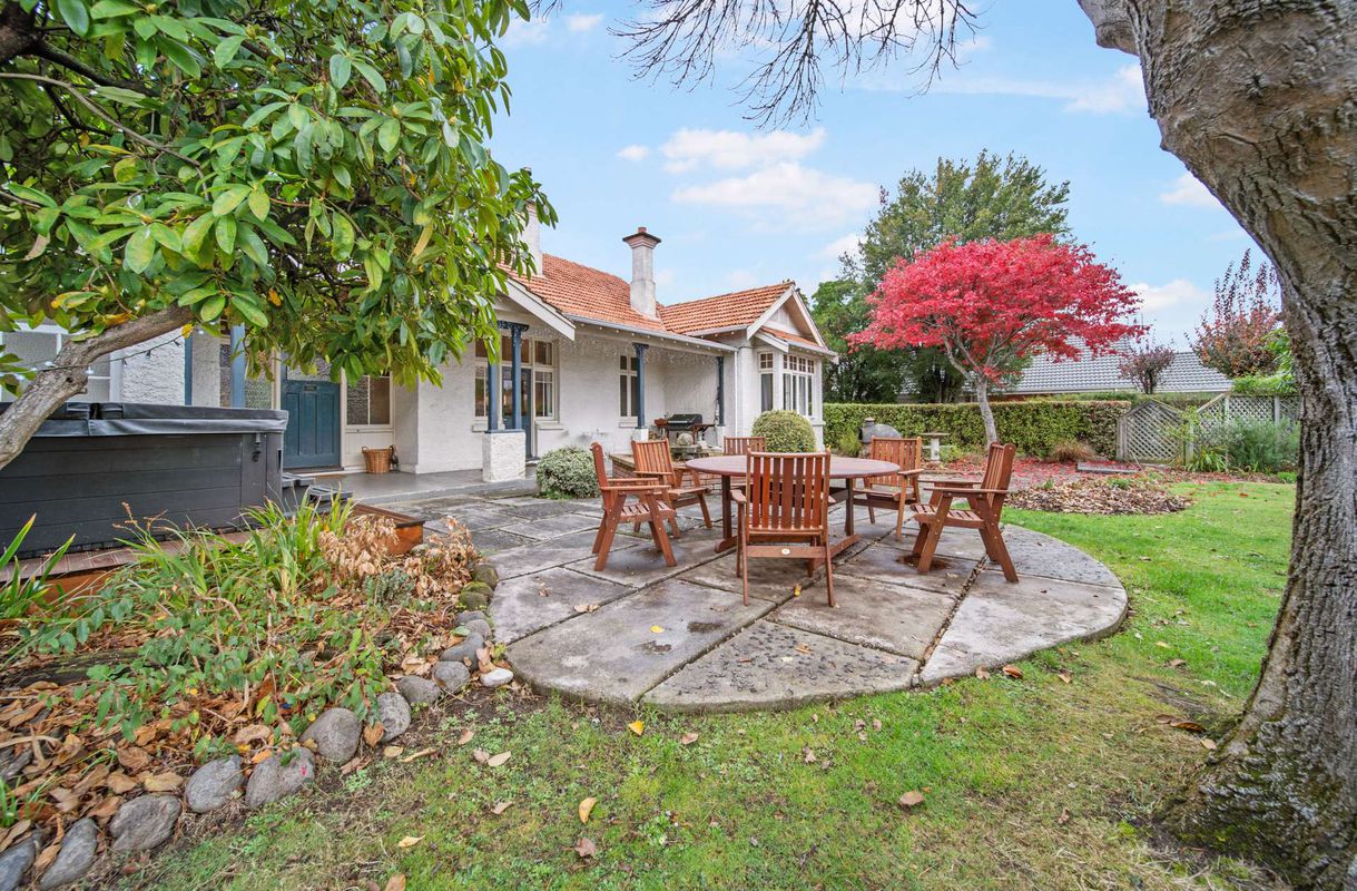 2 Cargill Street, Mosgiel Les Mortimer