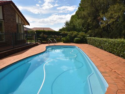 16 Hillcrest Place, Dubbo