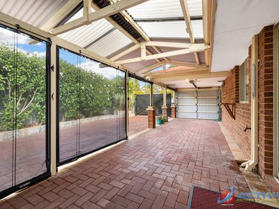 13 Ballard Mews, Success