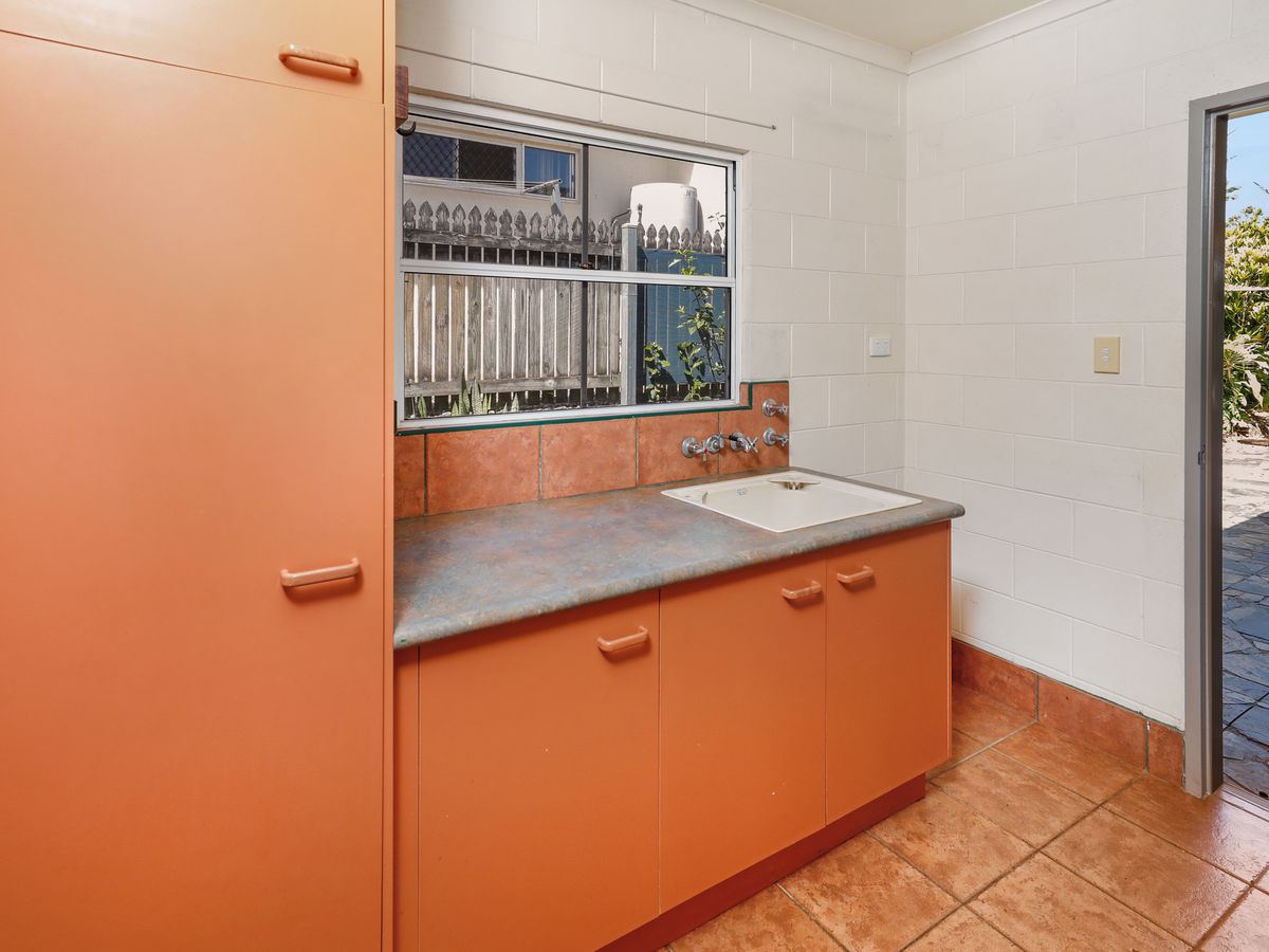 1 Antonia Close, Atherton