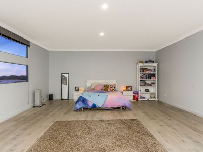 16 Tinsel Street, Yanchep