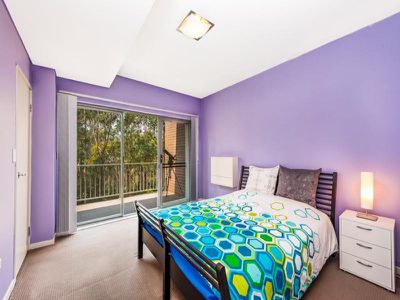 14 / 13-16 Carver Place, Dundas Valley