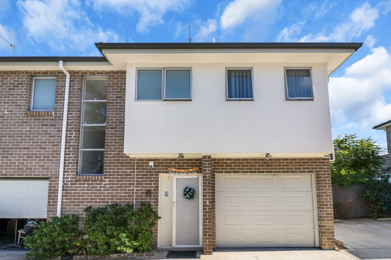 2 / 29 Park Avenue, Kingswood