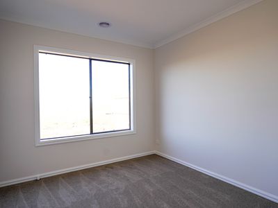 246 Maracana Avenue, Manor Lakes