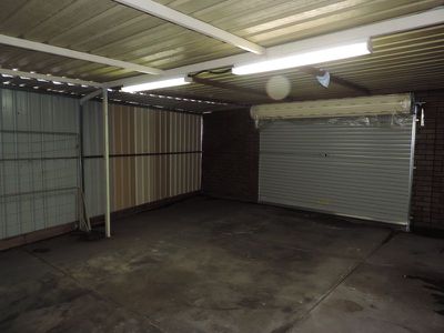 8 Nelligan Avenue, Girrawheen