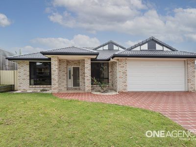 12 Admiral Crescent, Springfield Lakes