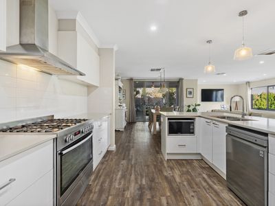 1 Malone Mews, Finley
