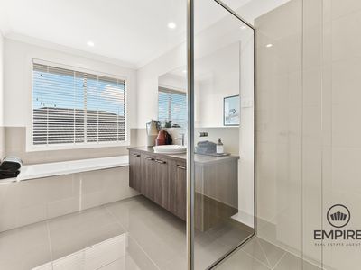 30 Waterman Drive, Clyde