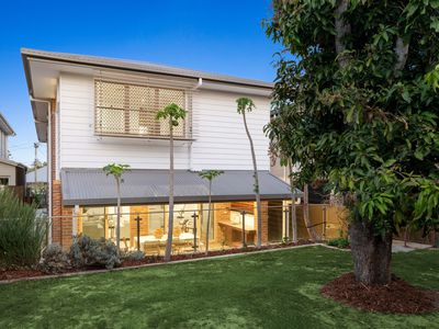 8 Malcolm Street, Enoggera